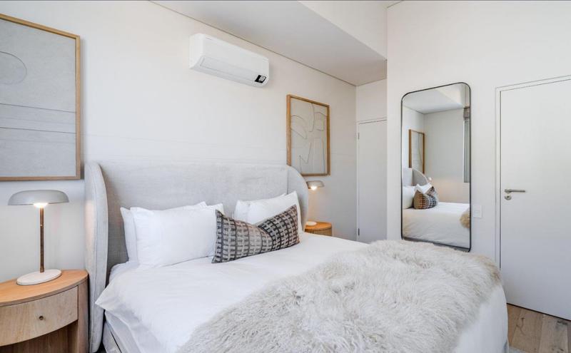 2 Bedroom Property for Sale in Sea Point Western Cape